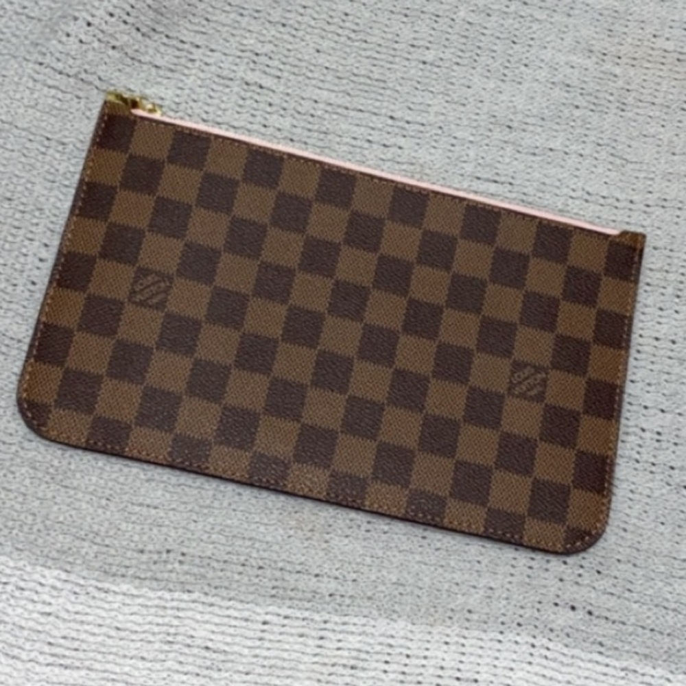 Louis Vuitton Damier Ebene Wristlet